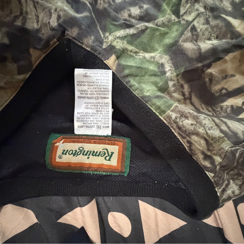 Remington windbreaker pullover